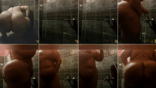 مثير واد ديوث علي امو بيصور اللبوة وهي بتستحمي يمتع الزباين بجسم